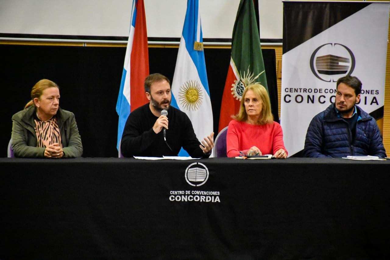AZCUÉ CONVOCÓ AL COMITÉ DE EMERGENCIAS  POR LA CRECIDA DEL RÍO URUGUAY