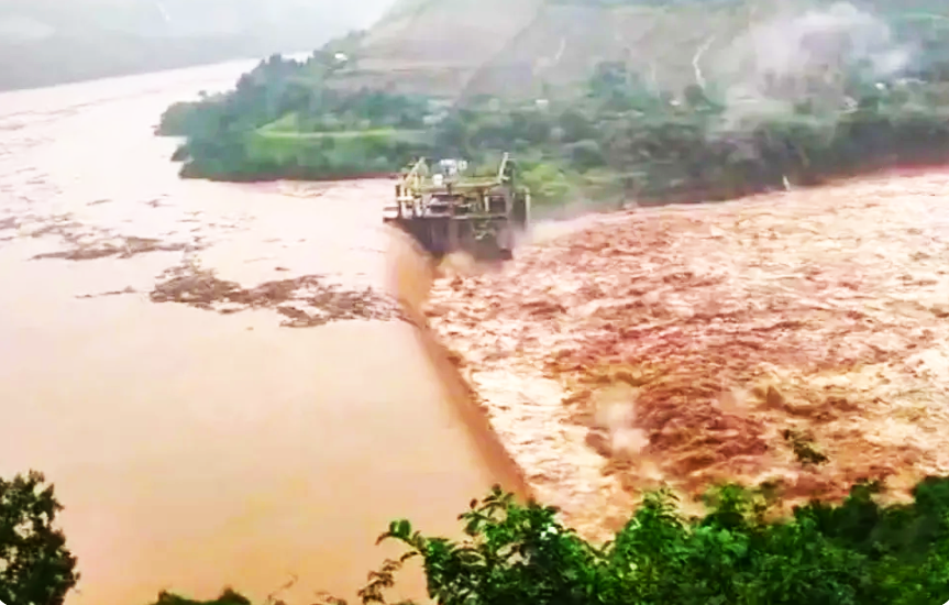 Inundaciones. Cedió una represa y hay 32 muertos en el sur de Brasil