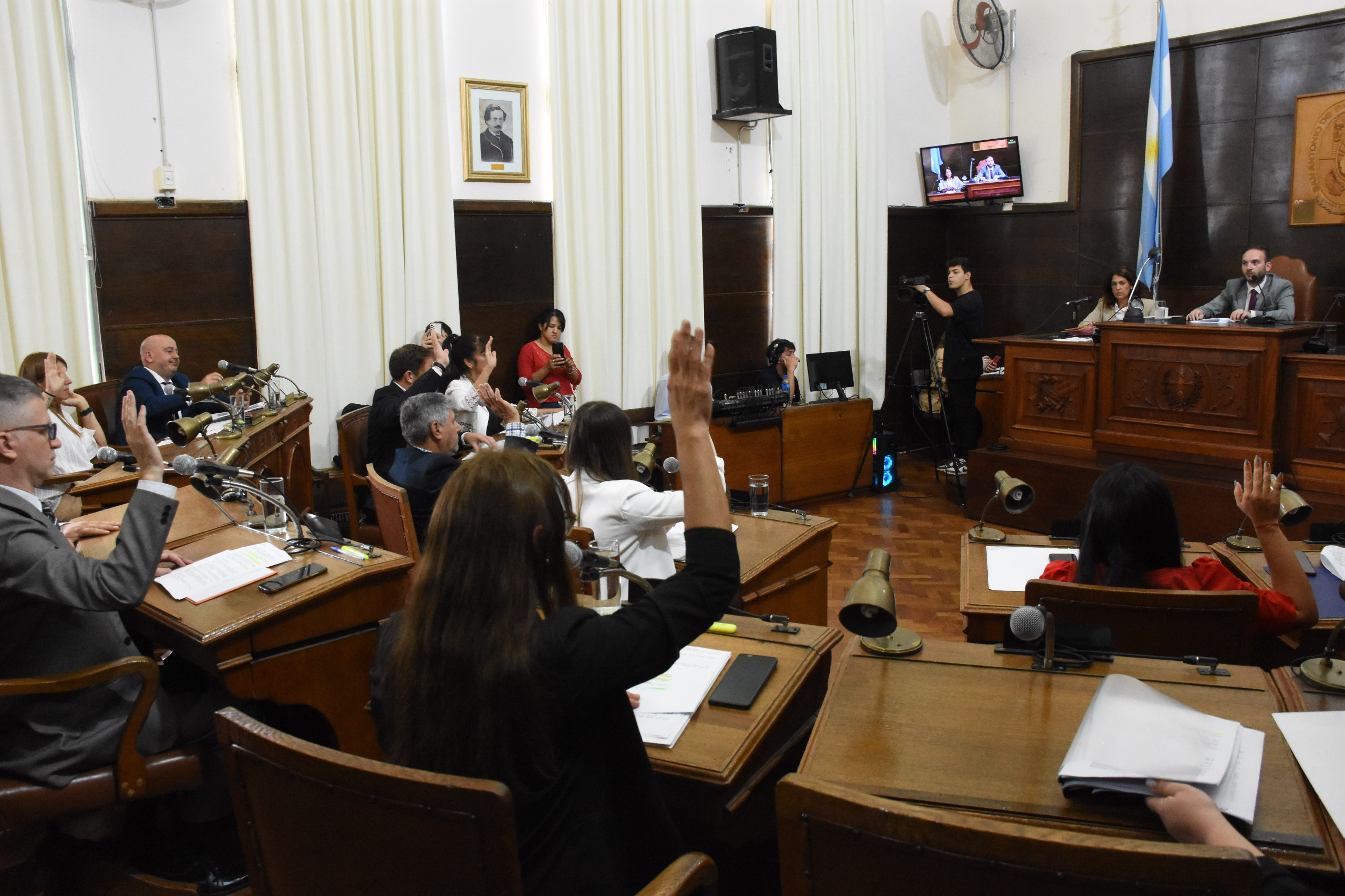 El Dr. Abel Albino, fundador de CONIN, recibió la declaración de Huésped de Honor en el Concejo Deliberante de Concordia.