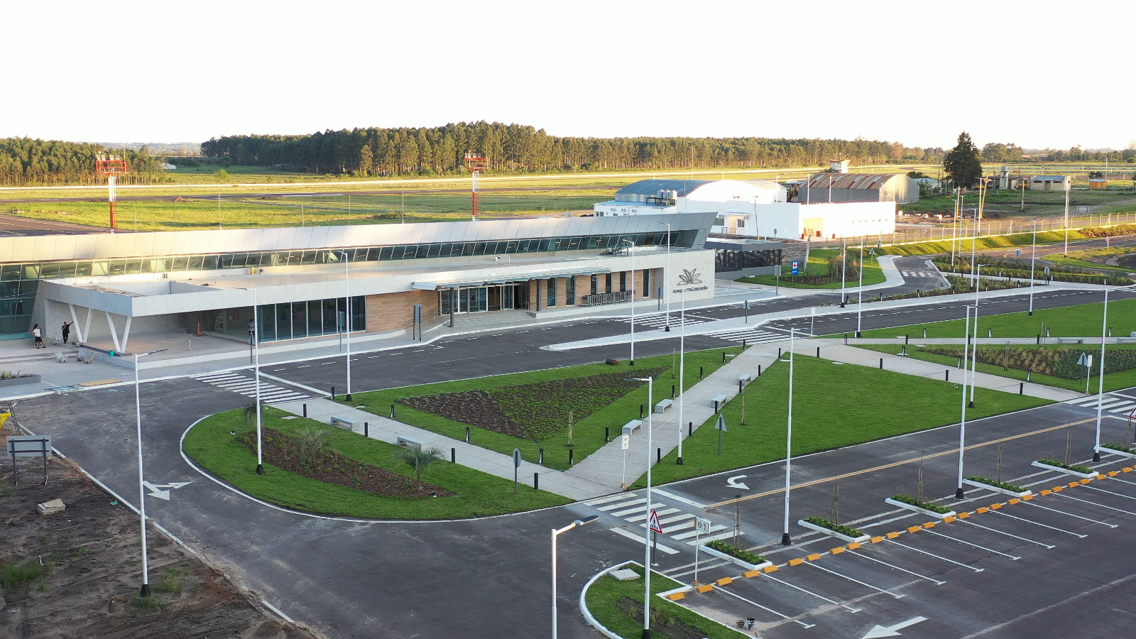 SEGUNDO LLAMADO A LICITACIÓN DEL ESPACIO GASTRONÓMICO DEL AEROPUERTO CONCORDIA