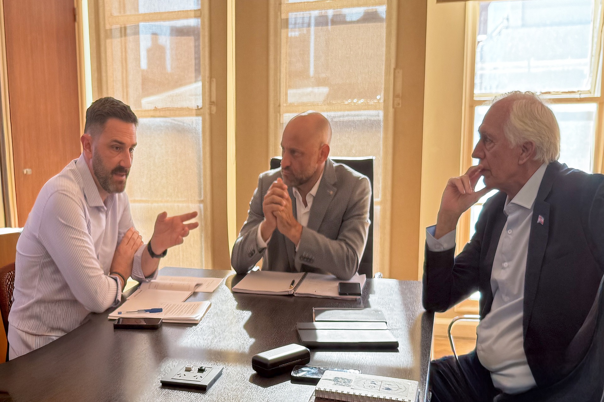 Entre Ríos y Santa Fe avanzan en un esquema coordinado para la gestión del río Paraná