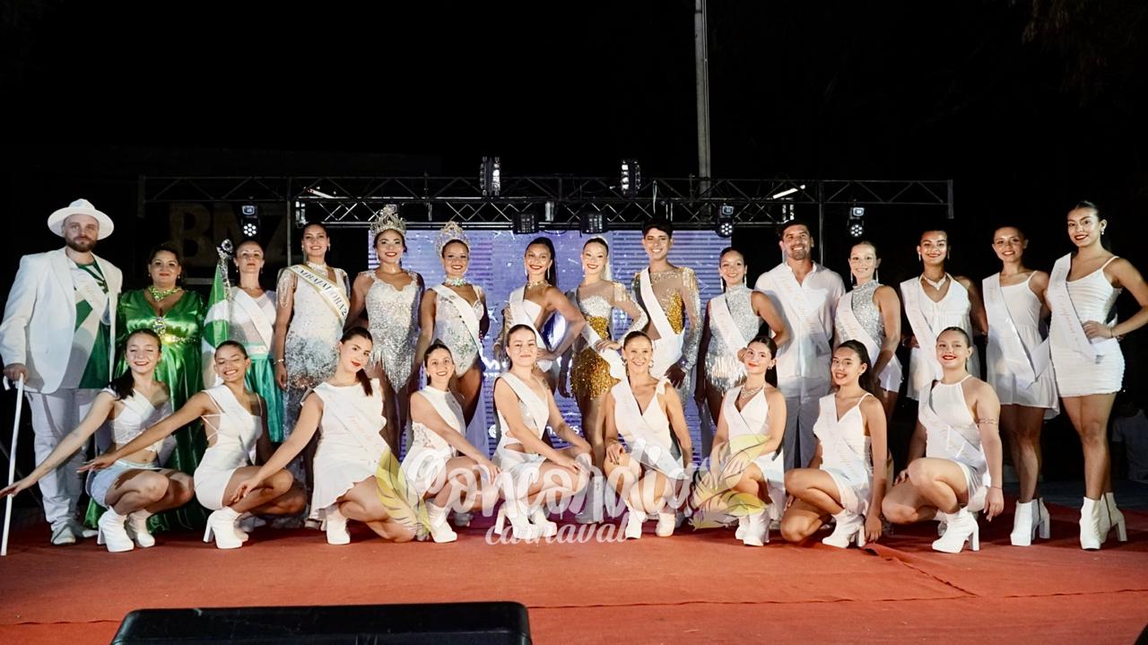 EMPERATRIZ PRESENTÓ SUS FIGURAS